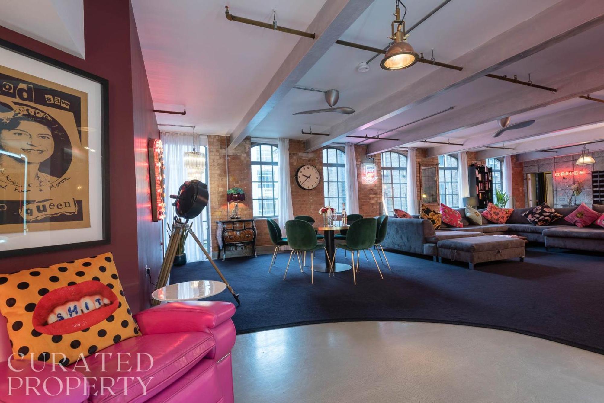 Amazingly Luxurious Loft Apartment, Soho - 3 Bedrooms, 2 Bath & Office Лондон Екстер'єр фото