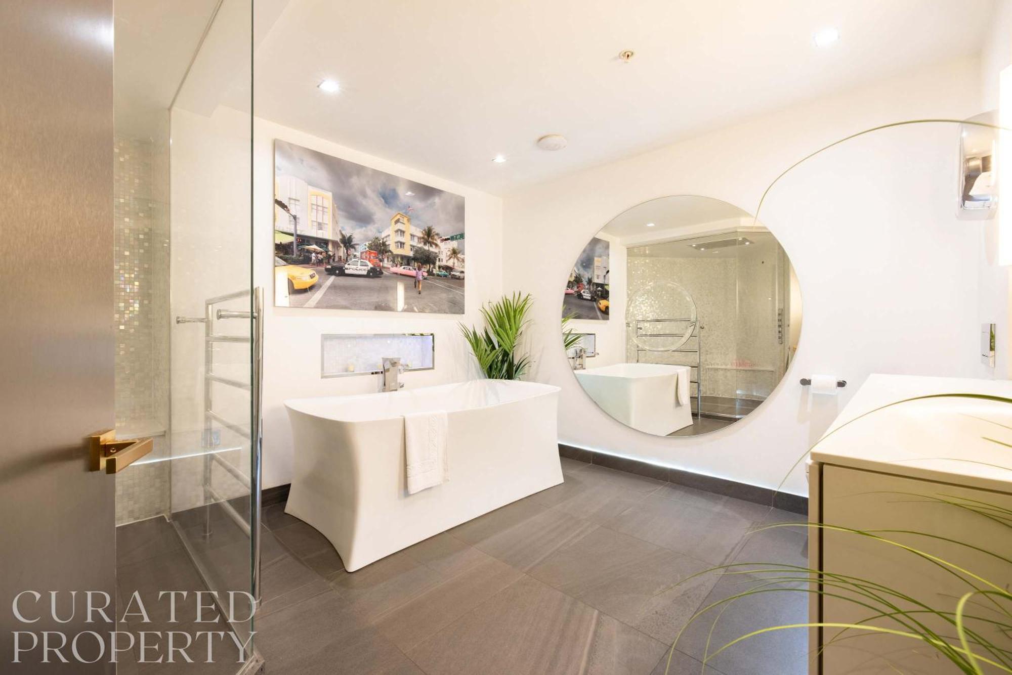 Amazingly Luxurious Loft Apartment, Soho - 3 Bedrooms, 2 Bath & Office Лондон Екстер'єр фото
